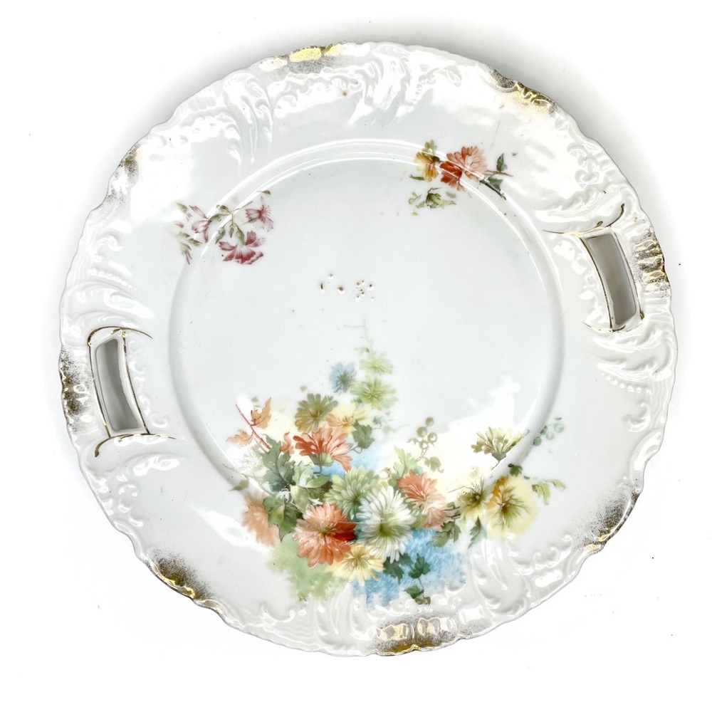 Vintage Pair of Gold Accent Bavarian China Plates - Picture 11 of 13